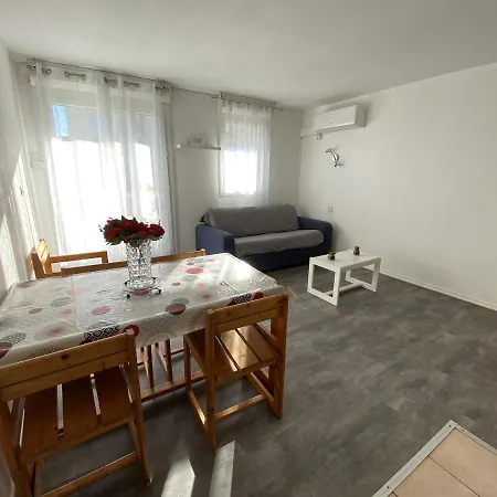 Apartment Sol-y-days Cigales De Mer 1 Nuit Tout Inclus Le Grau-du-Roi